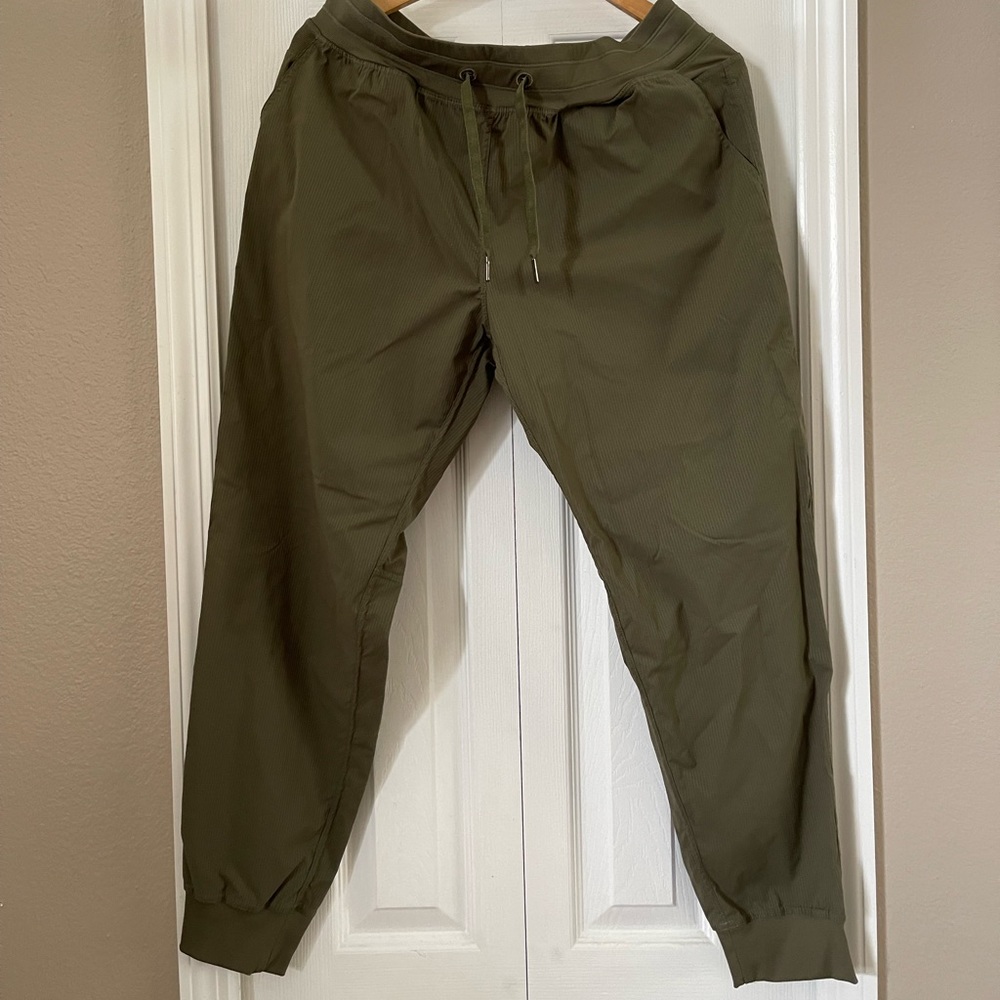 Zyia lightweight pants size 14-16